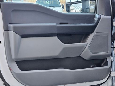 Certified 2025 Ford F350 XL w/ XL Chrome Package image 10