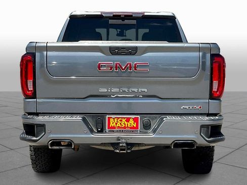 Used 2019 GMC Sierra 1500 AT4 w/ AT4 Premium Package AWD/4WD image 4