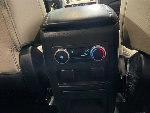 Used 2022 Ford Explorer 4WD w/ Class IV Trailer Tow Package image 25