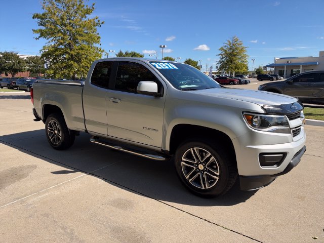 Used 2020 Chevrolet Colorado W/T w/ Custom Special Edition RWD image 7