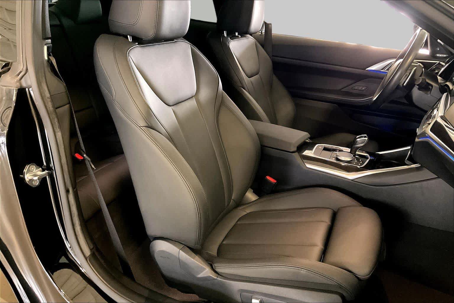 Used 2021 BMW 430i Coupe w/ Convenience Package RWD image 8