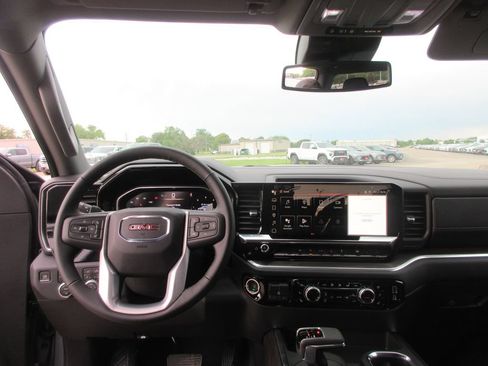 New 2026 GMC Sierra 1500 SLT w/ SLT Convenience Package AWD/4WD image 16