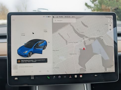 Used 2018 Tesla Model 3 Mid Range image 21