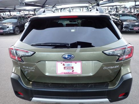 Certified 2024 Subaru Outback Limited AWD/4WD image 3
