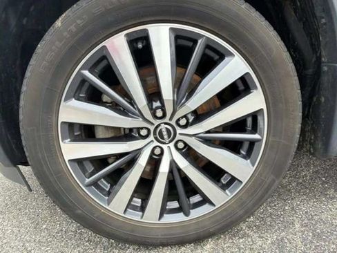 Used 2022 Nissan Pathfinder Platinum w/ Cargo Package FWD image 28