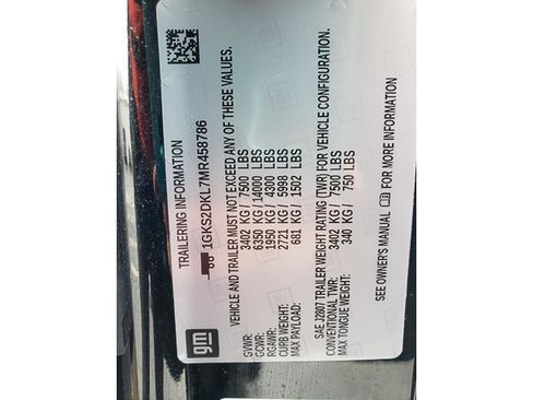 Used 2021 GMC Yukon Denali w/ LPO, Illumination Package image 11