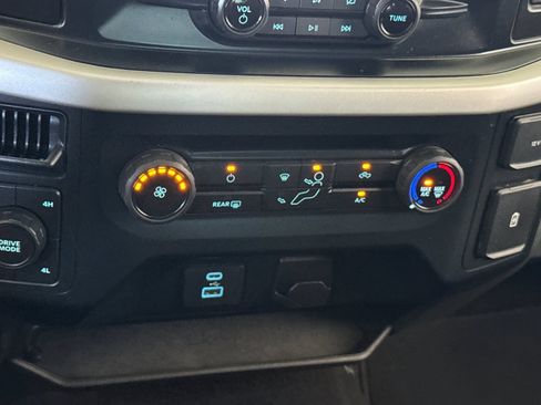 Used 2023 Ford F150 XLT AWD/4WD image 17