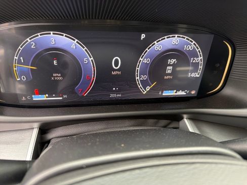 New 2025 Jeep Wagoneer Series III image 15