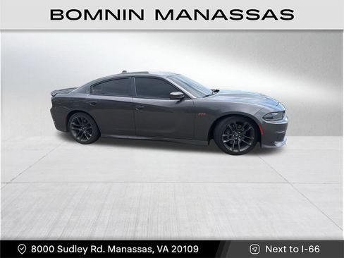 Used 2022 Dodge Charger Scat Pack RWD image 3