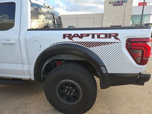 Used 2024 Ford F150 Raptor image 5