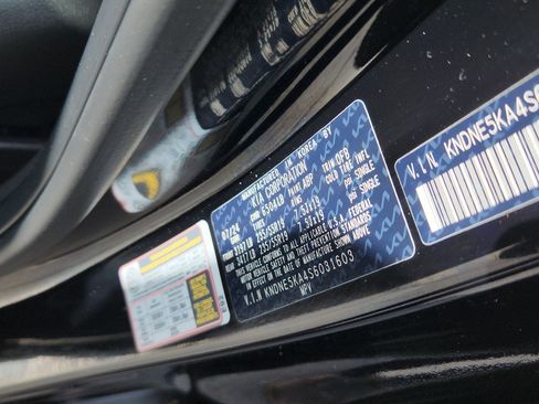 Used 2025 Kia Carnival SX Prestige image 22