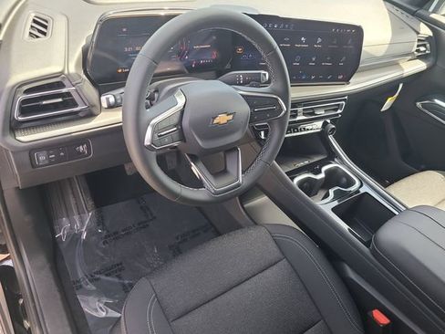 New 2026 Chevrolet Traverse LT FWD image 19