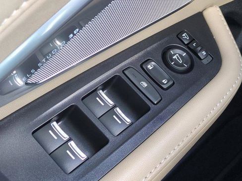 Certified 2024 Acura RDX SH-AWD w/ Advance Package image 22