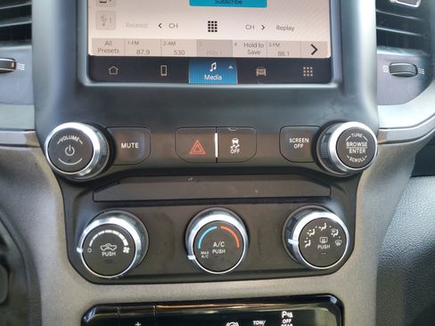 Used 2022 RAM 3500 Tradesman image 21