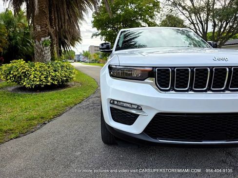 Used 2022 Jeep Grand Cherokee Limited 4xe image 98