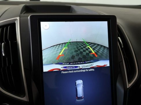 Used 2024 Ford Edge SEL image 6