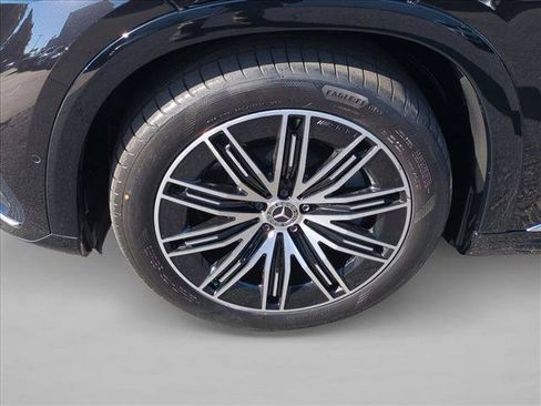 Certified 2023 Mercedes-Benz EQS 580 4MATIC SUV image 28