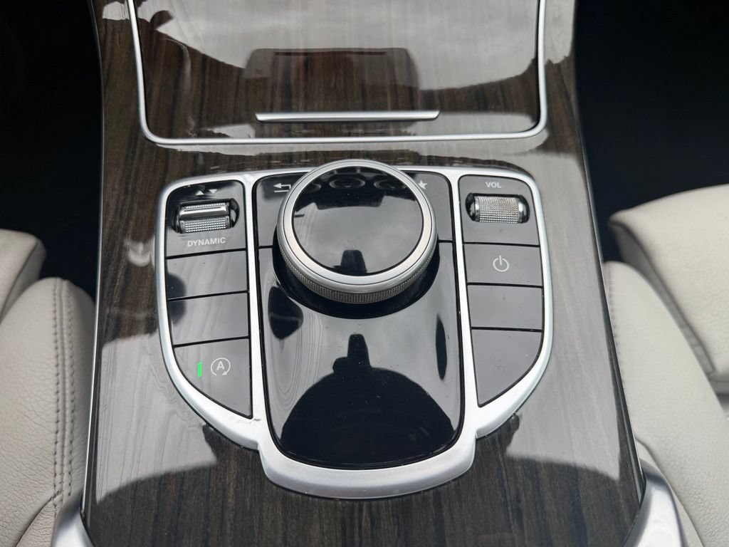 Used 2018 Mercedes-Benz C 300 4MATIC Sedan image 15