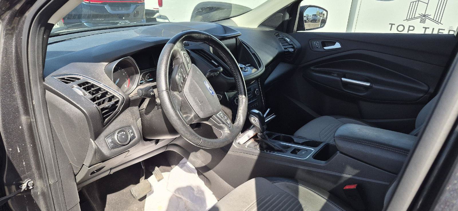Used 2019 Ford Escape Titanium AWD/4WD image 8