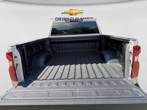 New 2026 Chevrolet Silverado 2500 Custom w/ Custom Value Package AWD/4WD image 17