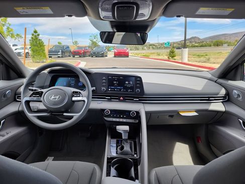 New 2026 Hyundai Elantra Hybrid FWD image 15