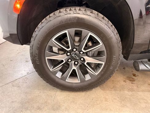 Used 2022 Chevrolet Tahoe Z71 AWD/4WD image 16