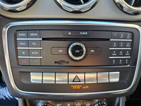 Used 2019 Mercedes-Benz GLA 250 image 13