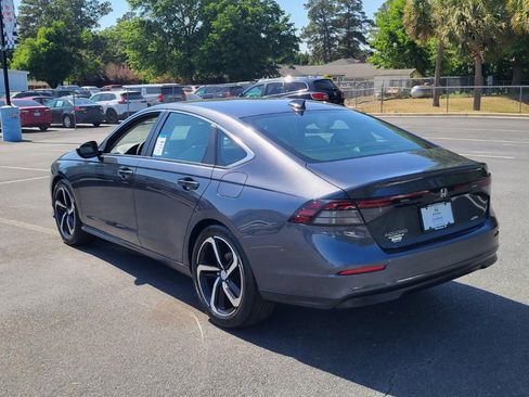Used 2024 Honda Accord SE image 5
