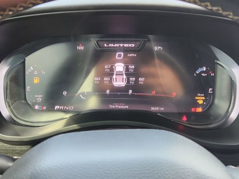 Used 2024 RAM 3500 Limited image 11