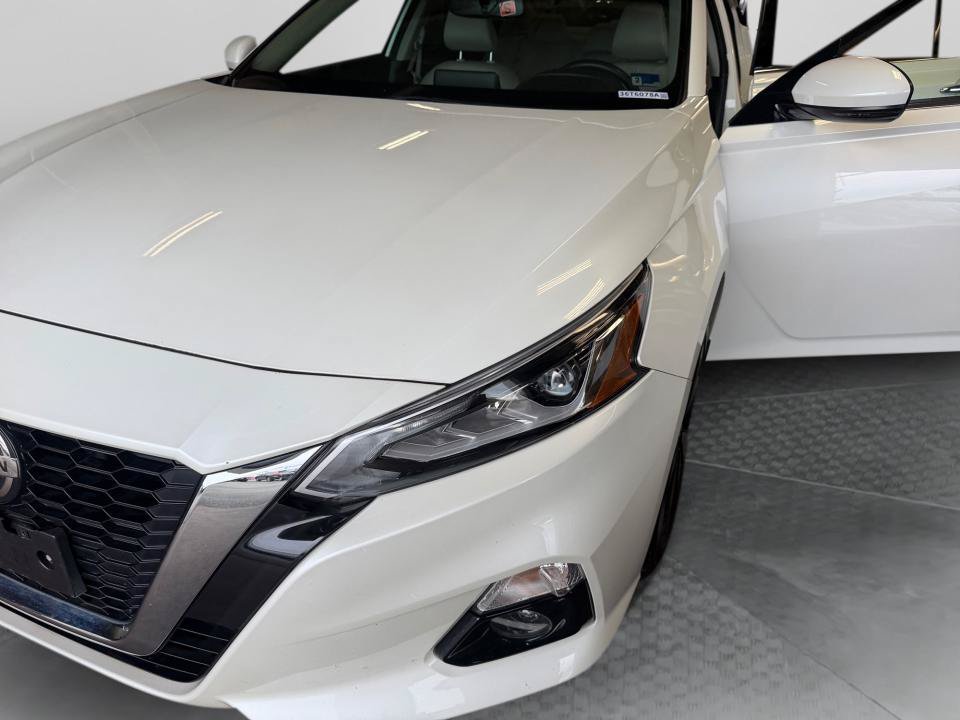 Used 2020 Nissan Altima 2.5 SV FWD image 30