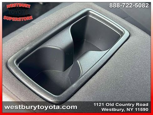 Used 2023 Toyota RAV4 LE image 17