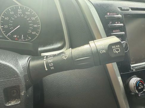 Used 2021 Nissan Murano SV image 17