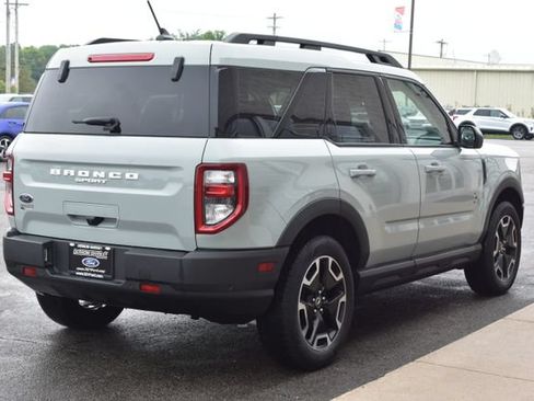 Used 2023 Ford Bronco Sport Outer Banks w/ Tech Package AWD/4WD image 11