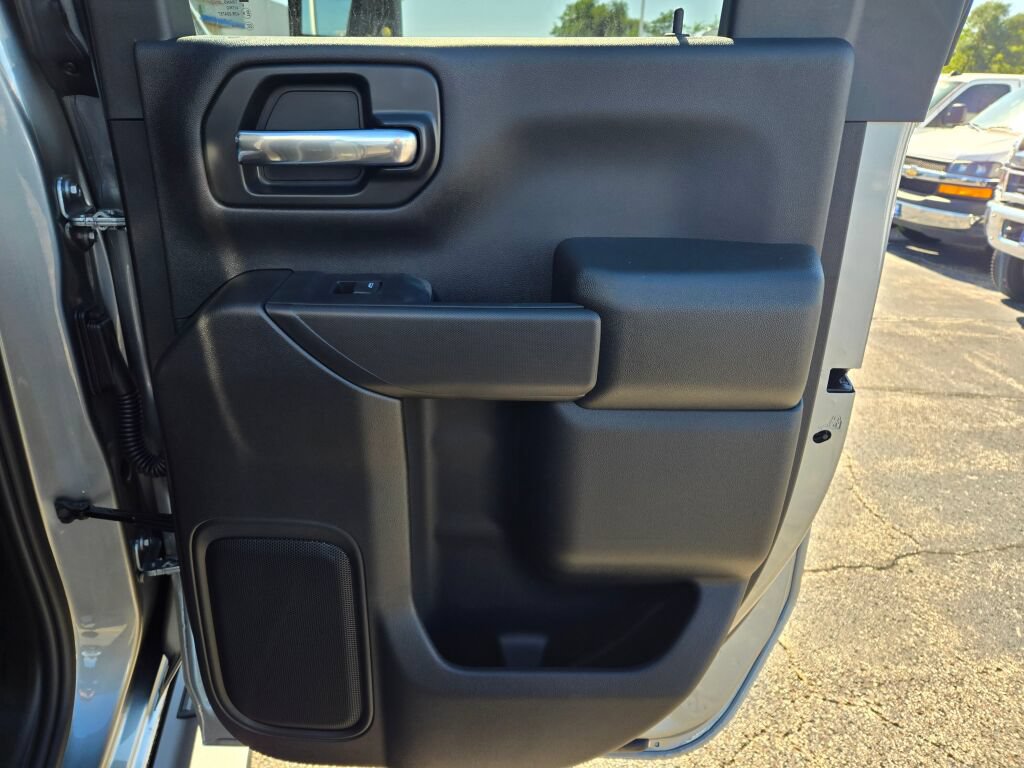 New 2026 Chevrolet Silverado 2500 Custom w/ Custom Convenience Package AWD/4WD image 8