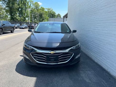 Used 2023 Chevrolet Malibu LT FWD image 1