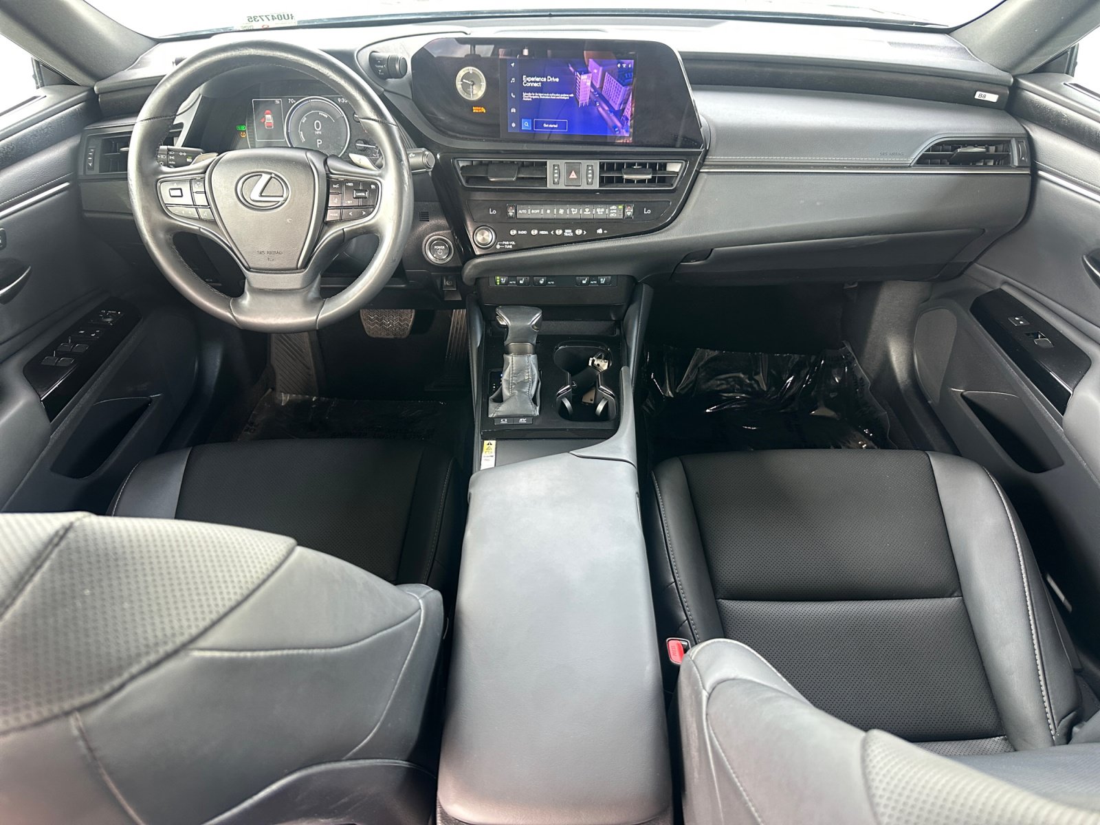 Used 2024 Lexus ES 300h w/ Premium Package FWD image 11