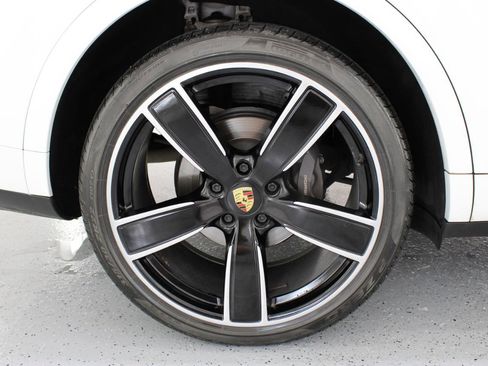 Used 2021 Porsche Cayenne image 80