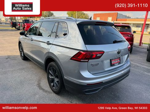 Used 2022 Volkswagen Tiguan SE image 6