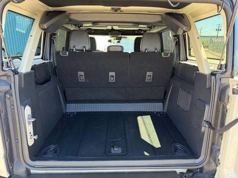 Used 2025 Ford Bronco Badlands AWD/4WD image 22