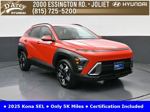 Certified 2025 Hyundai Kona SEL image 3