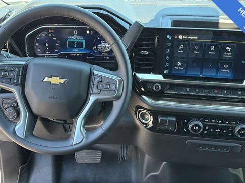 Used 2025 Chevrolet Silverado 3500 LT w/ Convenience Package AWD/4WD image 10