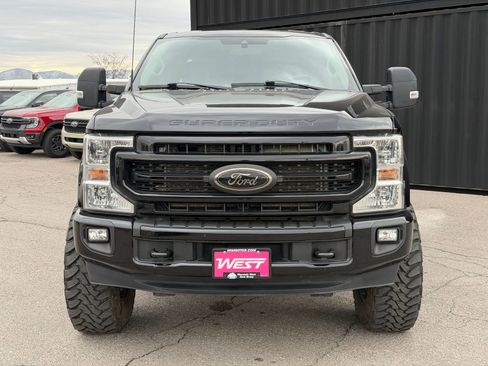 Used 2022 Ford F350 XLT w/ Black Appearance Package image 2
