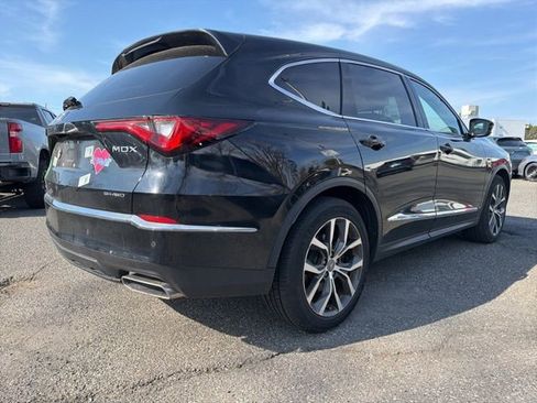 Used 2023 Acura MDX SH-AWD w/ Technology Package image 5