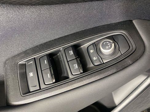 Used 2025 Subaru Outback Premium AWD/4WD image 22