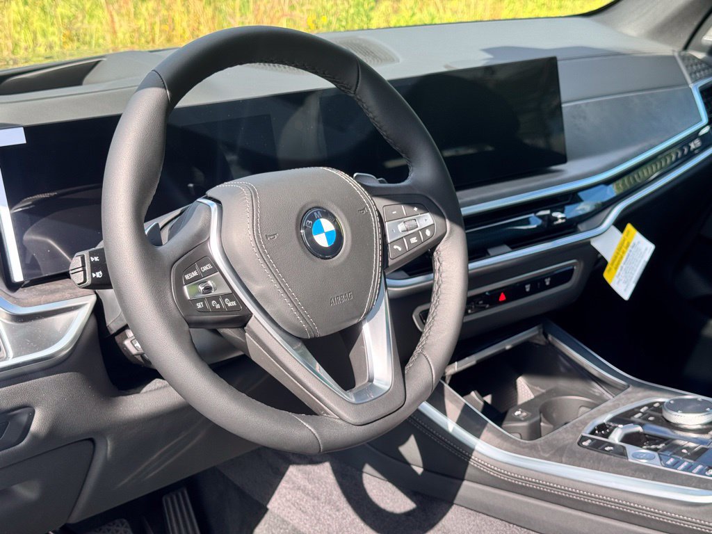 Used 2026 BMW X5 xDrive40i w/ Climate Comfort Package AWD/4WD image 12