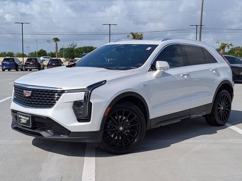 Used 2024 Cadillac XT4 Premium Luxury w/ Technology Package image 1