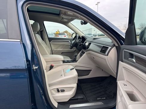 Used 2018 Volkswagen Atlas SEL image 40