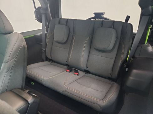 Certified 2025 Jeep Wrangler Sport AWD/4WD image 33