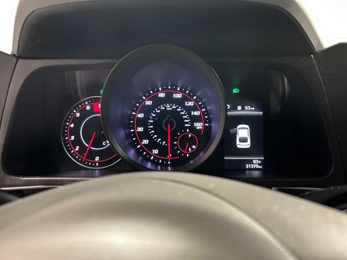 Used 2022 Hyundai Elantra SEL FWD image 14
