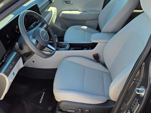 Used 2024 Hyundai Kona SEL FWD image 13